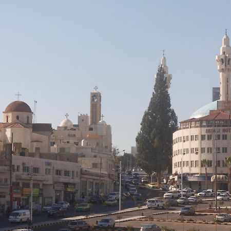 Erasmus Student House By Sunrise Hostel Amman Eksteriør billede