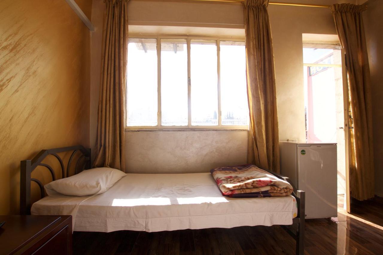 Erasmus Student House By Sunrise Hostel Amman Eksteriør billede